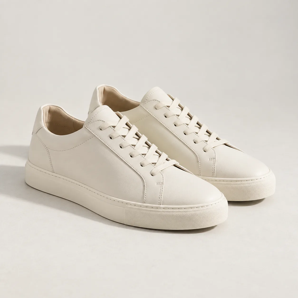 Minimal Deri Sneaker
